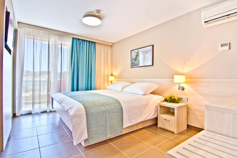 Veli Mel Hotel - San Marino Sunny Resort By Valamar โลปาร์ ภายนอก รูปภาพ